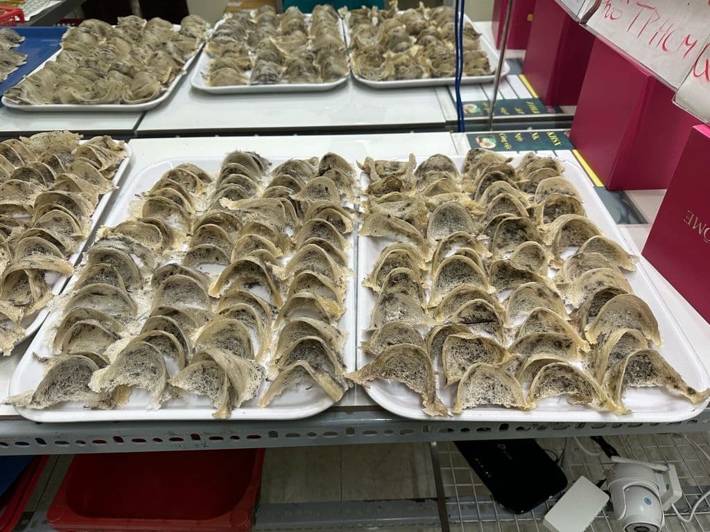 218